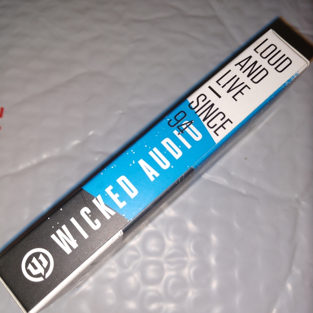 WICKED audio smart plug earbuds NEW in box, Never opened. - Picture 5 of 6